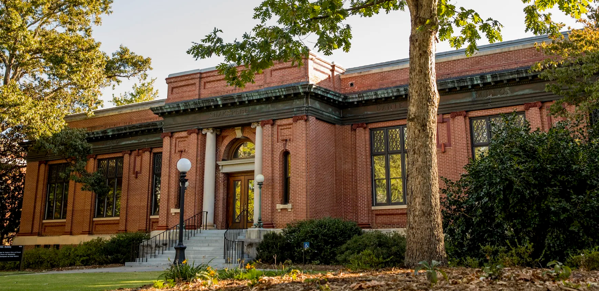 Photo of the Admin Building (Photo by Andrew Davis Tucker/UGA)
